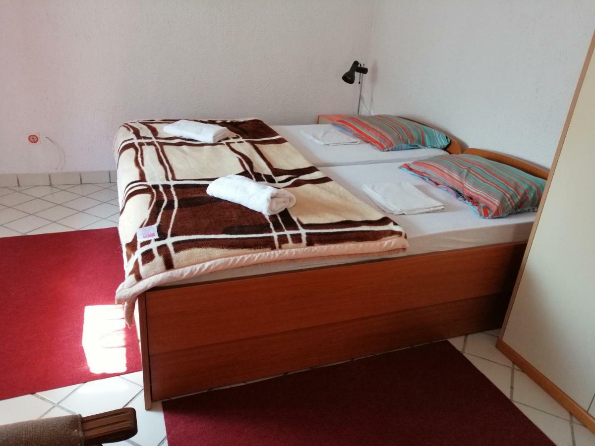 Apartment Bozic Vrbovsko Eksteriør billede